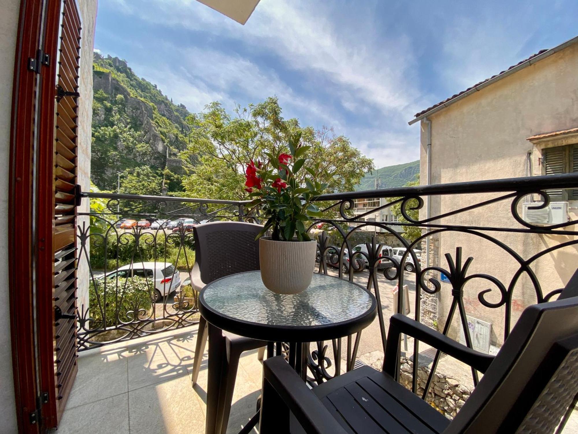 Fiumera Kotor Apartment Exterior foto